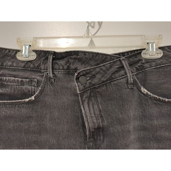 Good American Good 90s High Rise Black Distressed Frayed denim shorts size 10/30 - Picture 3 of 14